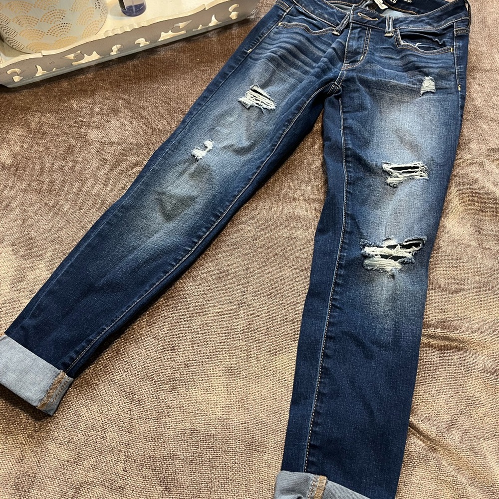 American Eagle Distressed Super Stretch Blue Jeans, Size 4
